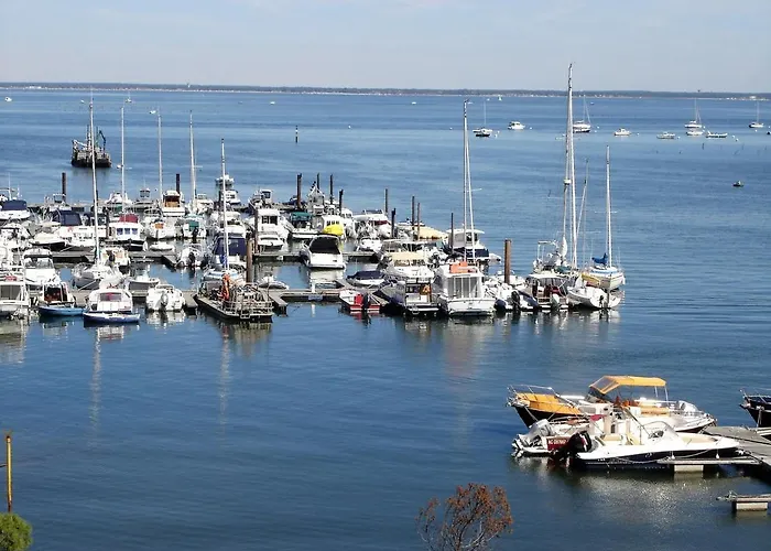 Apartmán Centre: Beau Duplex T3 3* Avec Balcon, Parking, A Deux Pas De La Et Des Commerces - Fr-1-420-107