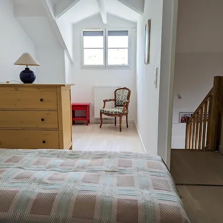 Апартаменты Centre: Beau Duplex T3 3* Avec Balcon, Parking, A Deux Pas De La Et Des Commerces - Fr-1-420-107 *